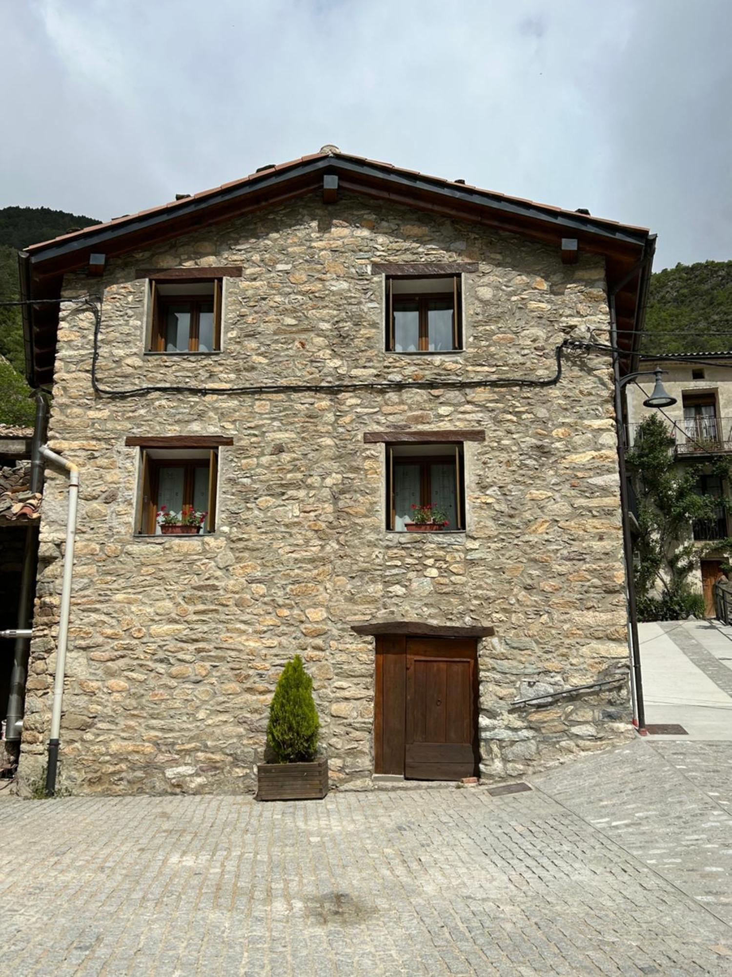 Apartamento Casa Sastre Turismo Rural Forcat Exterior photo